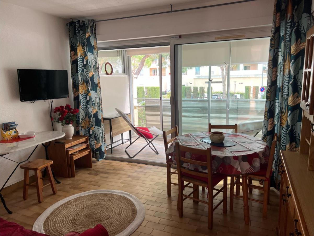T2 Avec Veranda Et Piscine A Mandelieu La Napoule Extérieur photo